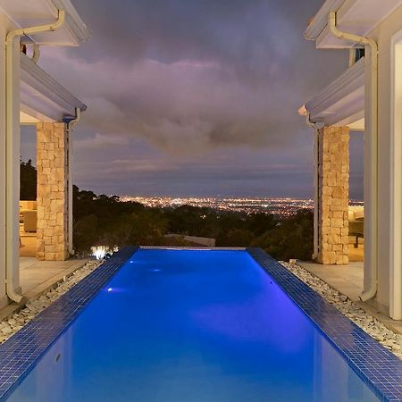 Luxury Serviced Mountain Villa In Constantia Cape Town Exterior photo